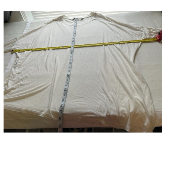 Athleta Cloudlight Relaxed Asymmetrical Long Sleeve Top - Picture 7 of 9